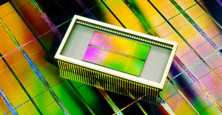 A DRAM chip.