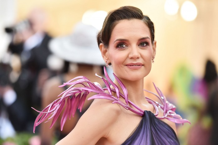 An image of Katie Holmes in a 3D printed collar