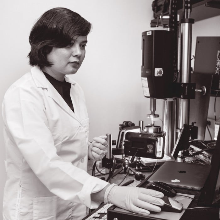 Kristin Myers in lab