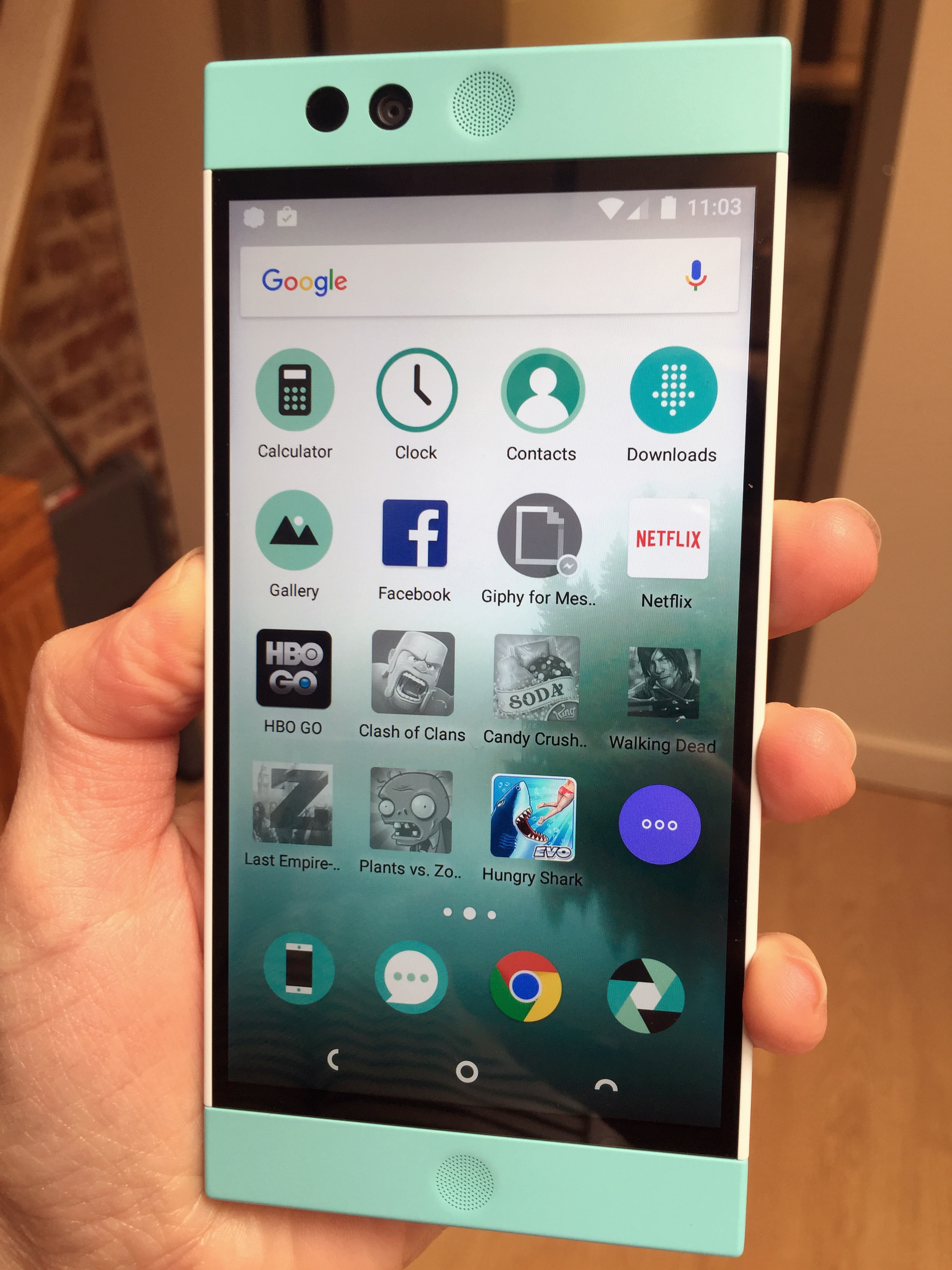 Nextbit Robin Review: A Smartphone Aims to Solve Storage Woes