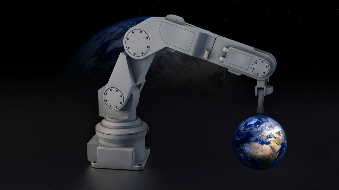 Robot arm Earth