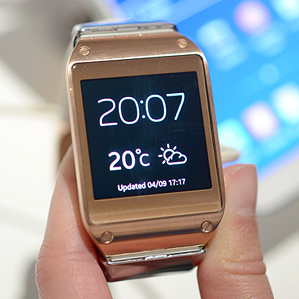 Samsung smart watch displaying time and temperature