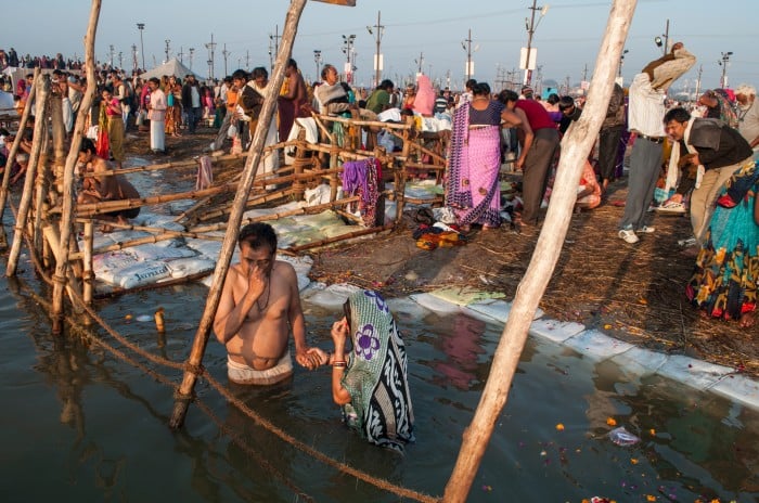 Photograph of a crowded section of the Yamuna river