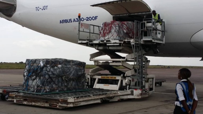 Ebola vaccine doses are delivered to Kinshasa